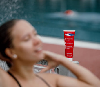 Chlorine and minerals. The hard truth about hair - not only after the pool